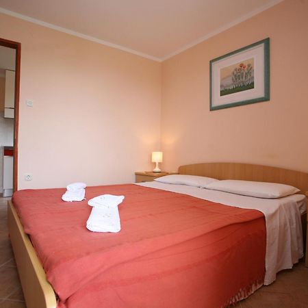 Apartments Neda - Porec South Room photo