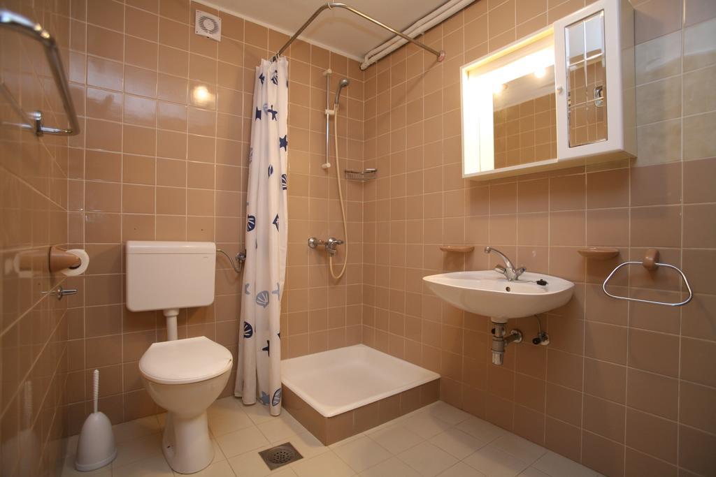 Apartments Neda - Porec South Room photo
